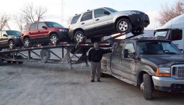 Local vehicle transport services towing cars